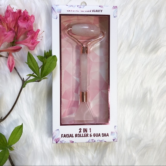 Other - Rose Quartz Facial Roller NWT